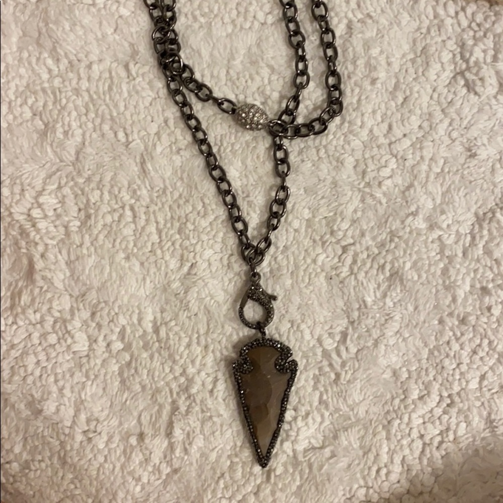 Arrowhead necklace